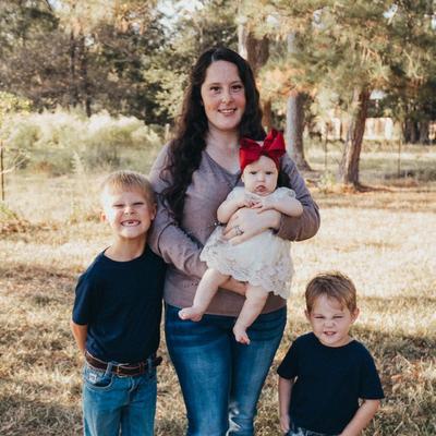 Portrait of creator hopenickelbur