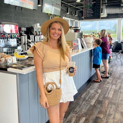 Portrait of creator ashley_nicarlos