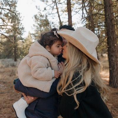 Portrait of creator alittlelexlately