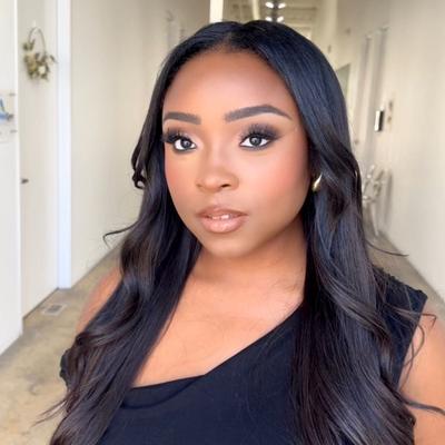 Portrait of creator xoxokea_