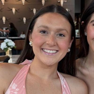 Portrait of creator courtneykanady