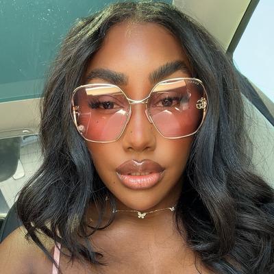 Portrait of creator _mechie_mech