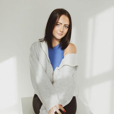 Portrait of creator abbylindquist