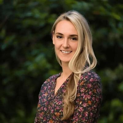 Portrait of creator pediatric.dentist.mom