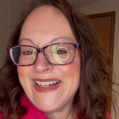 Portrait of creator jenm_creator