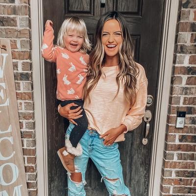 Portrait of creator nicoleamcintosh