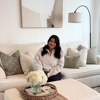 Portrait of creator homewithhellen