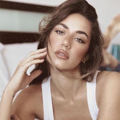 Portrait of creator roytroia