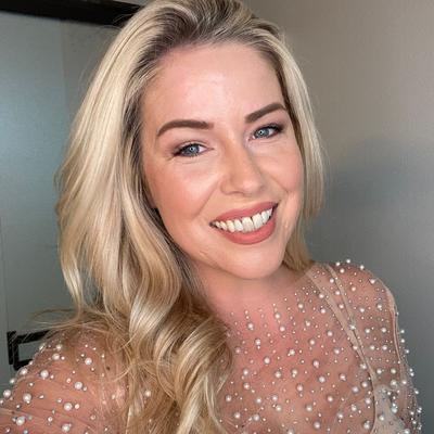 Portrait of creator mommyneedsamimosa