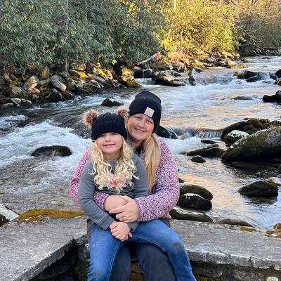 Portrait of creator schulerfam