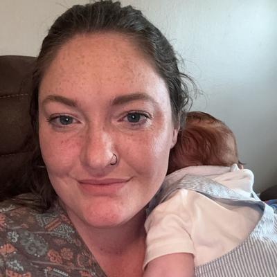 Portrait of creator seelyfam