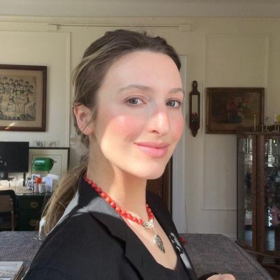 Portrait of creator sar_schreiber