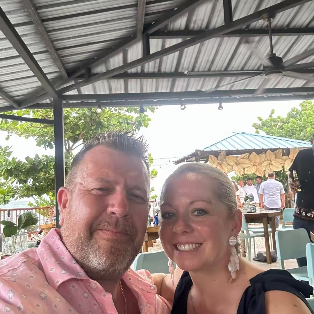 Portrait of creator reneeraymond2