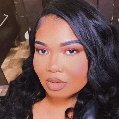 Portrait of creator official.bethanyeubanks