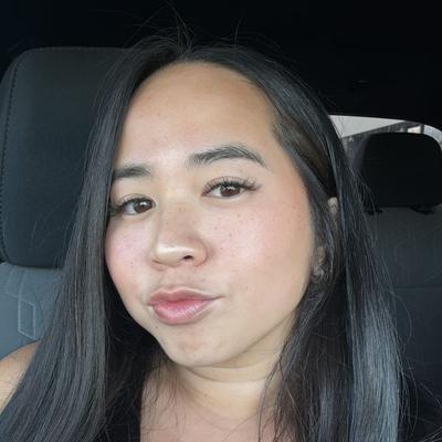 Portrait of creator noraslightjournal