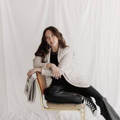 Portrait of creator maryfieldmedia