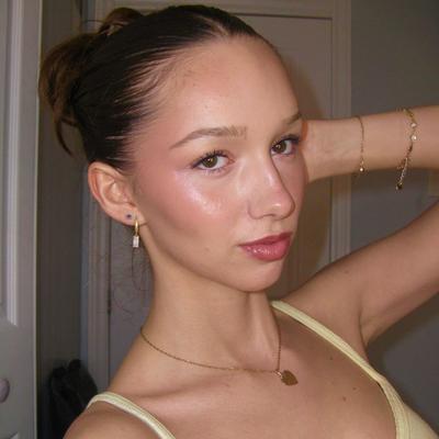 Portrait of creator makeupxmelissa