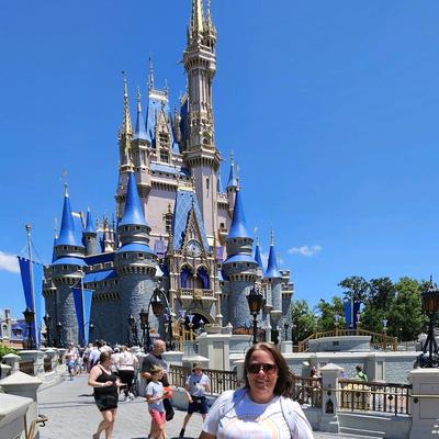 Portrait of creator resetwithlynn