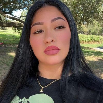 Portrait of creator monajaz91