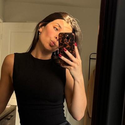 Portrait of creator carlieematus