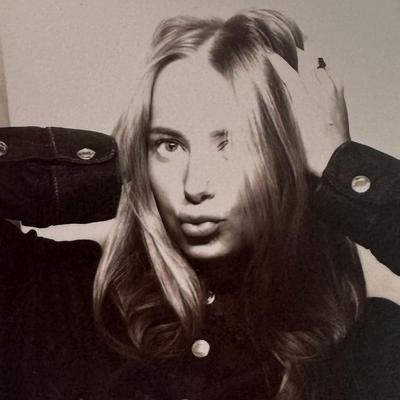 Portrait of creator stellapalmerr