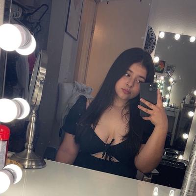 Portrait of creator user186020727