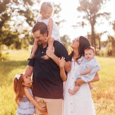 Portrait of creator macyterry2