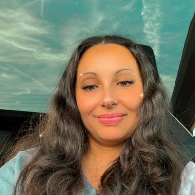 Portrait of creator beautypharmacist