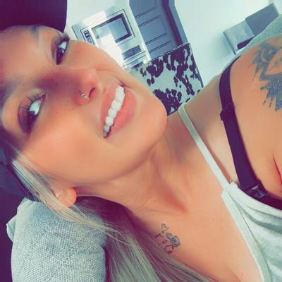 Portrait of creator deemarhar86