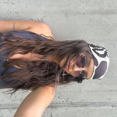 Portrait of creator krystnger