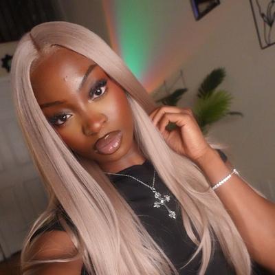 Portrait of creator thejessiiejess