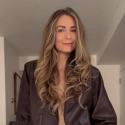 Portrait of creator crucita.campean