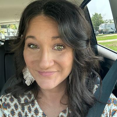 Portrait of creator leshharris