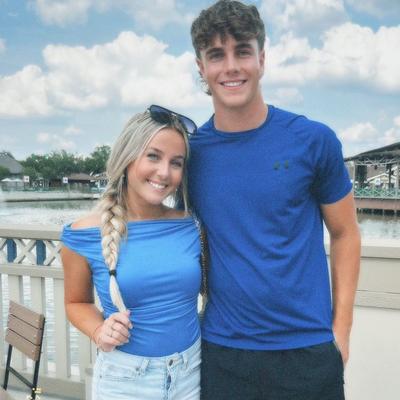 Portrait of creator kristalaw123