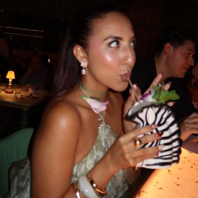 Portrait of creator daisypitts