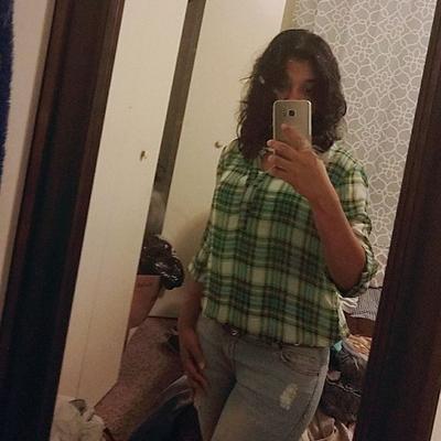 Portrait of creator azee0222