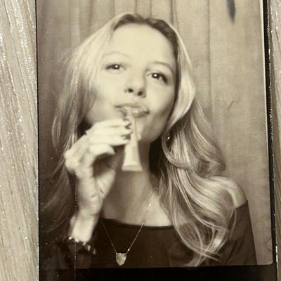 Portrait of creator ellelonghi