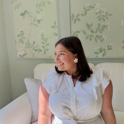 Portrait of creator anniebethbroughton