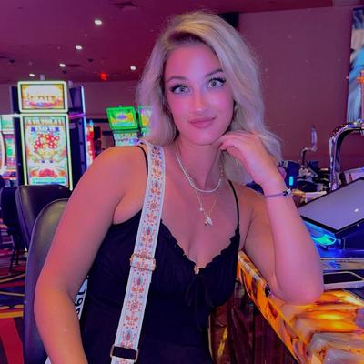 Portrait of creator tay.tayy06