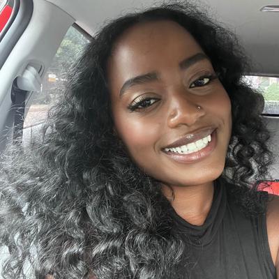 Portrait of creator itsraniam_