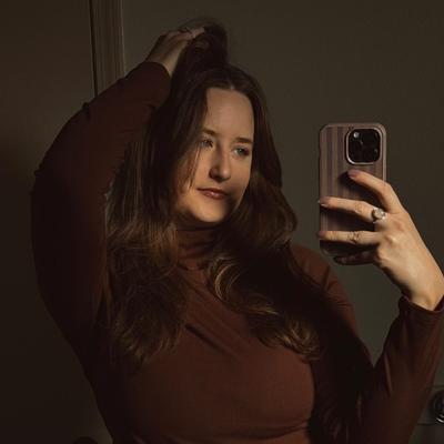 Portrait of creator sophialovesadonis