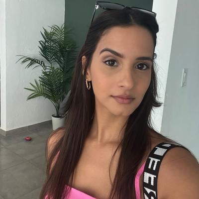 Portrait of creator zu.villafane