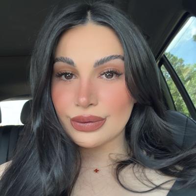 Portrait of creator nikkiguevaraa