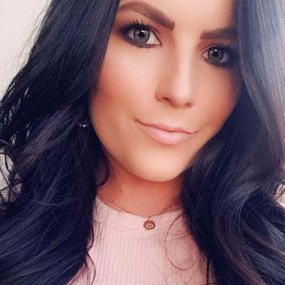 Portrait of creator trinapickering