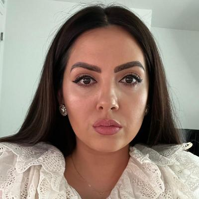 Portrait of creator ab85lv