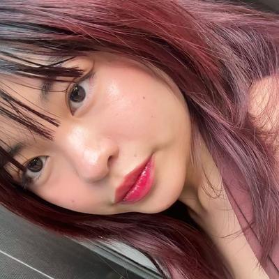 Portrait of creator w0ah.kimberly