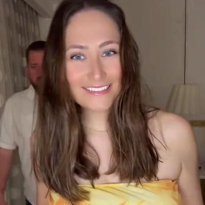 Portrait of creator lysswfhmama