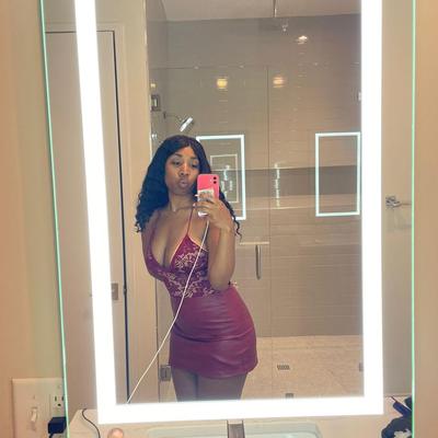 Portrait of creator banana1annaa