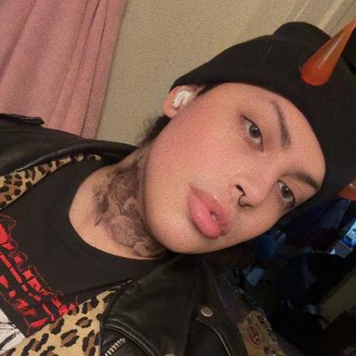 Portrait of creator diamondisqveen