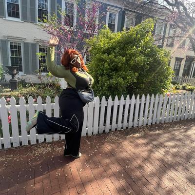 Portrait of creator naesharae94